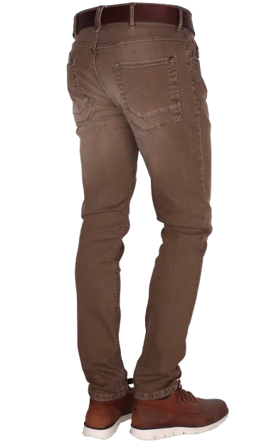 Braune herrenjeans mit stretch